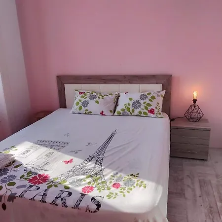 Casa Thaja Centru Turda