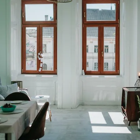 Casa Thaja Centru * Turda